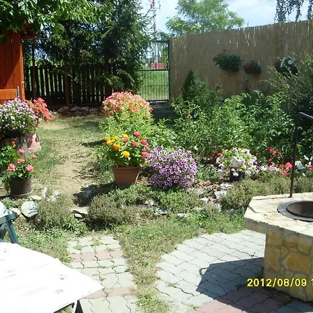 Vendeghaz 3* Eger